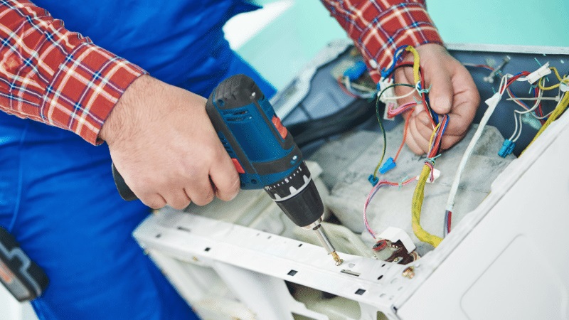 Şehzadeler Gorenje Gorenje çamaşır makinesi kart tamiri – Su almama arızası orijinal parça ile giderildi. - Teknik servis örneği